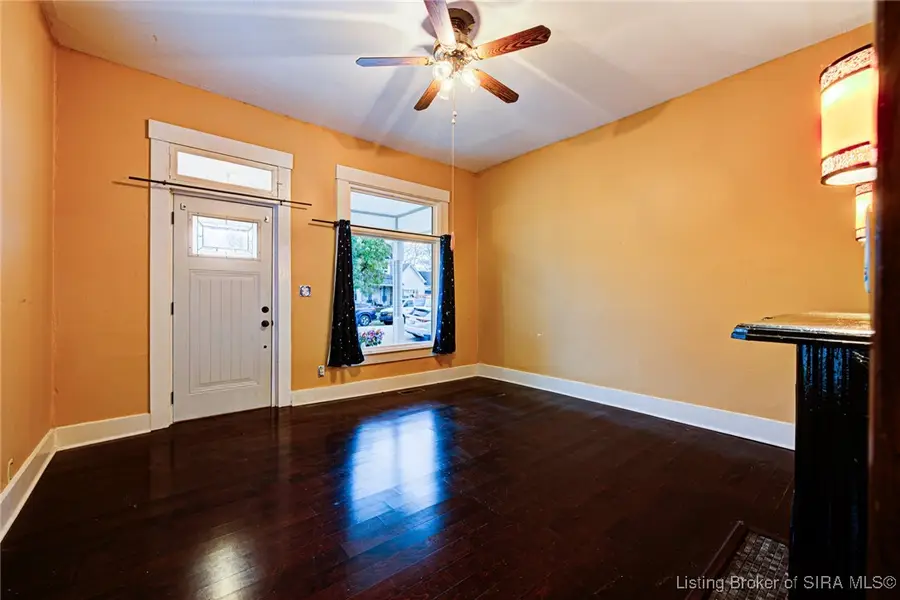 1817 E Oak St, New Albany, IN 47150 - Image #3