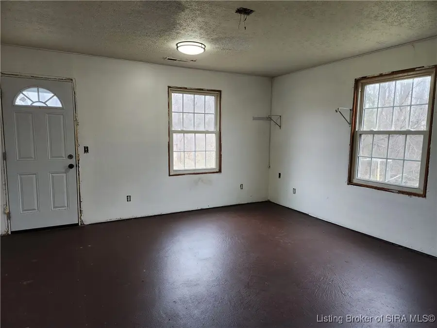 13515 Buffalo Trace Road Ne, Palmyra, IN 47164 - Image #2