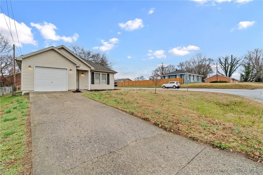 702 Ewing Lane, Jeffersonville, IN 47130 - Image #3