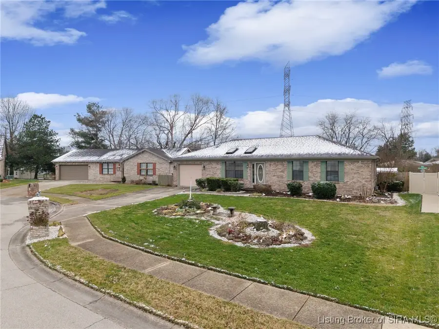 83 Fieldstone Court, New Albany, IN 47150 - Image #2