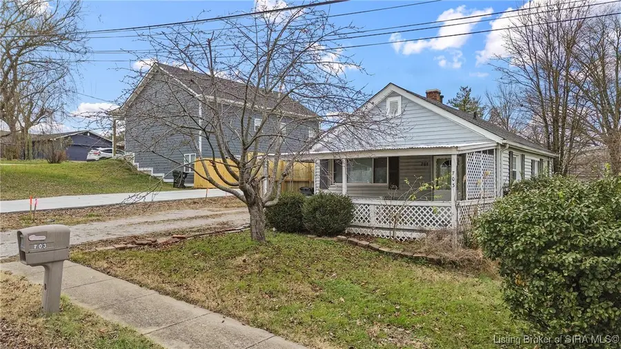 703 Knob Hill Avenue, New Albany, IN 47150 - Image #2