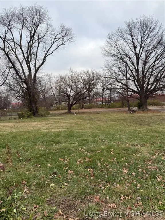 1014 Thomas V Bryant Drive, Jeffersonville, IN 47130 - Image #3