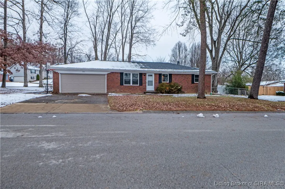 212 Village Pine Drive, New Albany, IN 47150 - Image #1