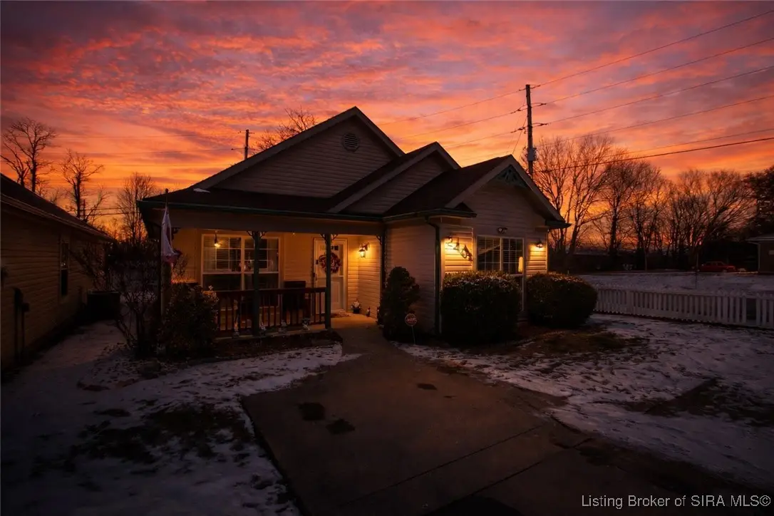 2401 Creaghton Court, Jeffersonville, IN 47130 - Image #1