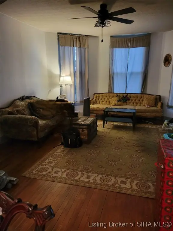 211 W Main Street, Henryville, IN 47126 - Image #3