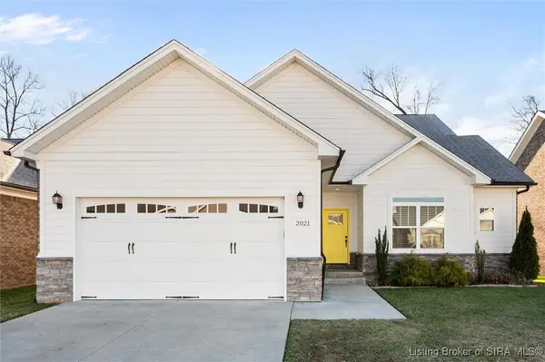 2021 Prestwick Place, Henryville, IN 47126