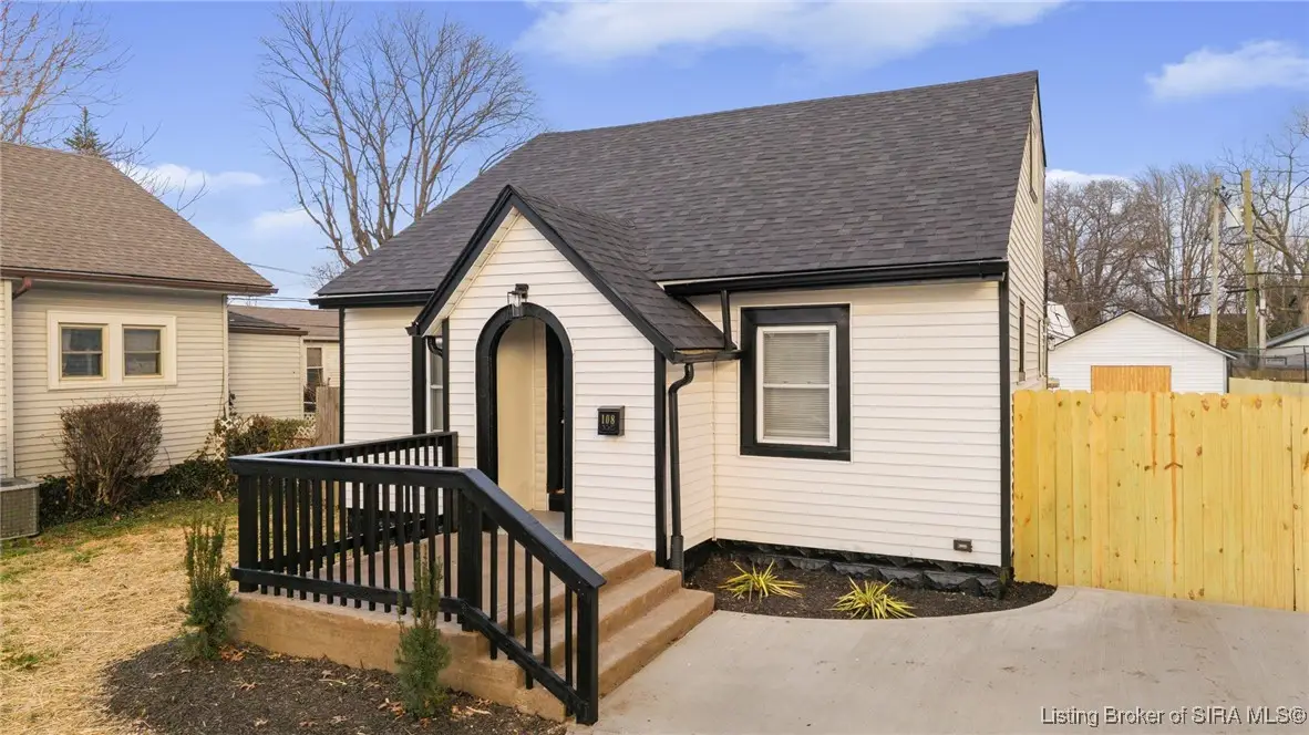 108 S Oak Street, Clarksville, IN 47129 - Image #1