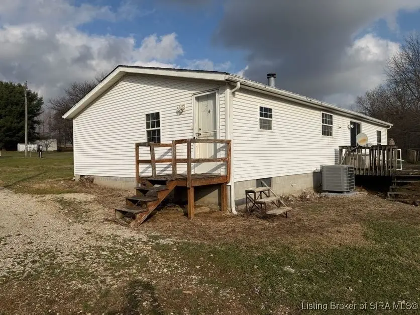 3947 East Dutch Creek Road, Pekin, IN 47165 - Image #3