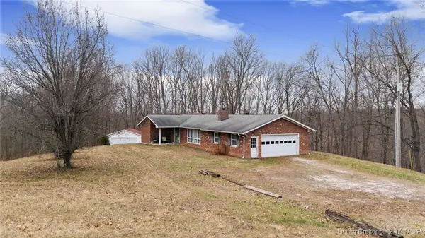22403 Daisy Hill Rd, Borden, IN 47106