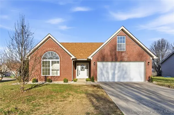 4401 Leaf Circle, Sellersburg, IN 47172