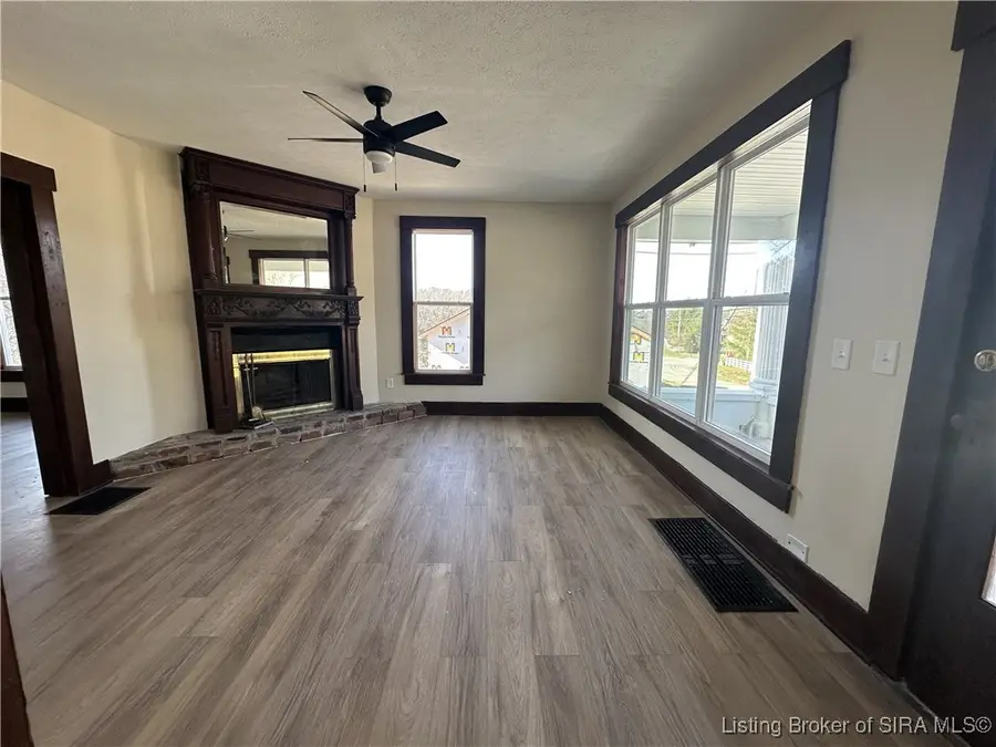 3593 Old Vincennes Road, New Albany, IN 47150 - Image #2