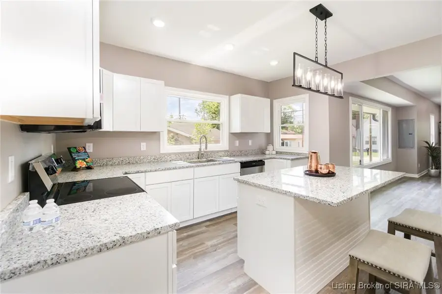 1236 Slate Run Rd, New Albany, IN 47150 - Image #3