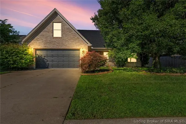 4208 Queens Court, Jeffersonville, IN 47130