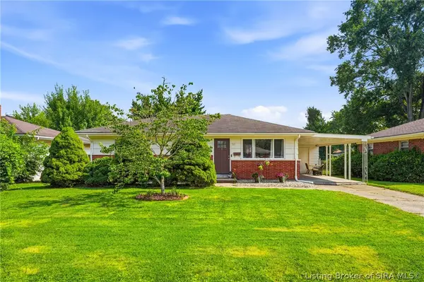 811 Marigold Drive, Jeffersonville, IN 47130