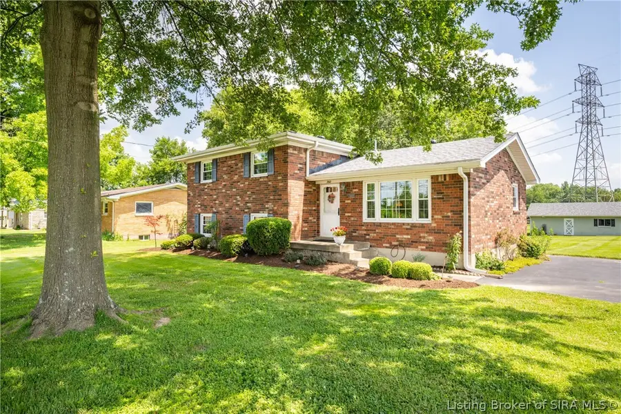3512 Holmans Lane, Jeffersonville, IN 47130 - #2
