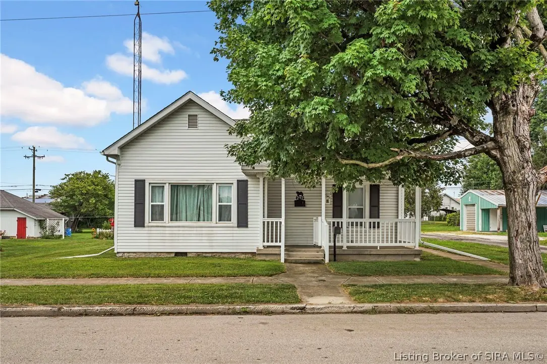212 W Forsythe Street, Greensburg, IN 47240 - #1
