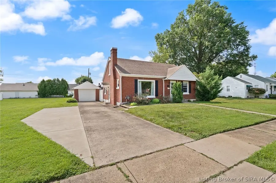 225 Shirley Avenue, Sellersburg, IN 47172 - #2