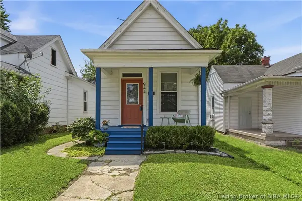 944 E Maple Street, Jeffersonville, IN 47130