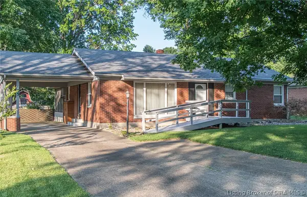 45 Sycamore Road, Jeffersonville, IN 47130