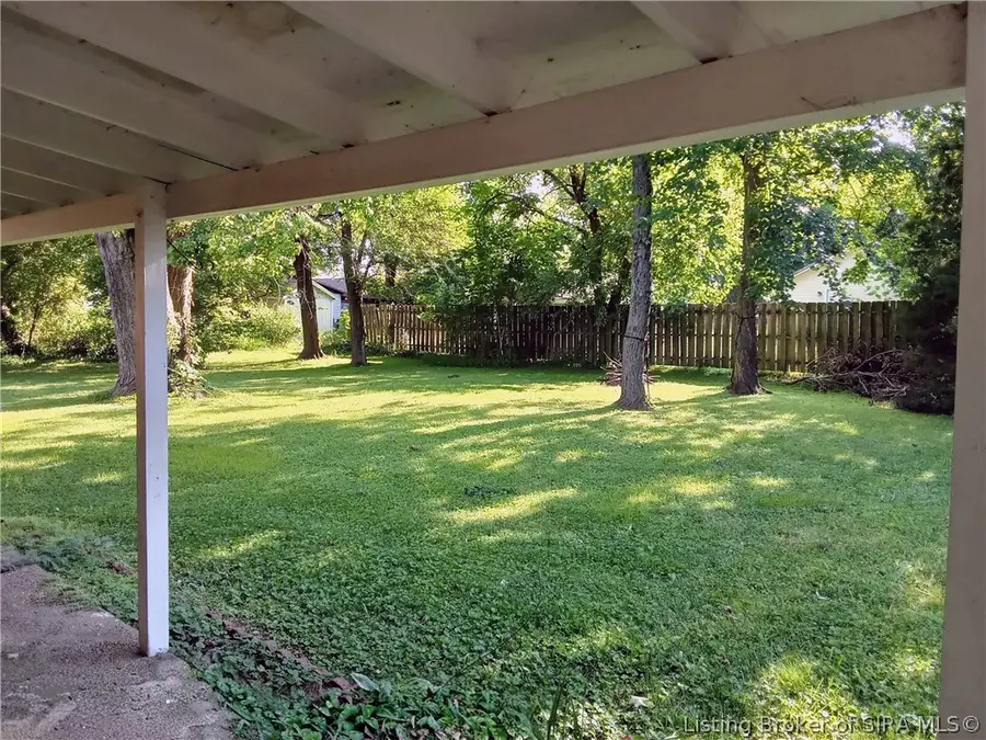 428 N Bond Street, Scottsburg, IN 47170 - #2