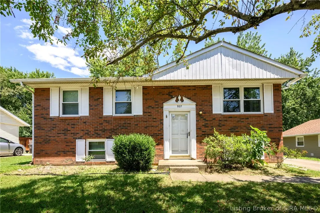 927 Capitol Hills Drive, Jeffersonville, IN 47130 - #1