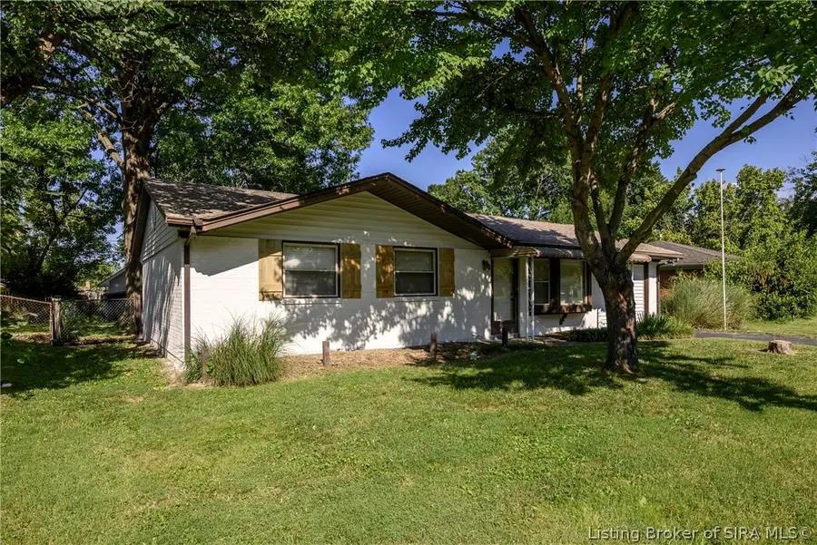 1120 Spicewood Drive, Clarksville, IN 47129 - #3