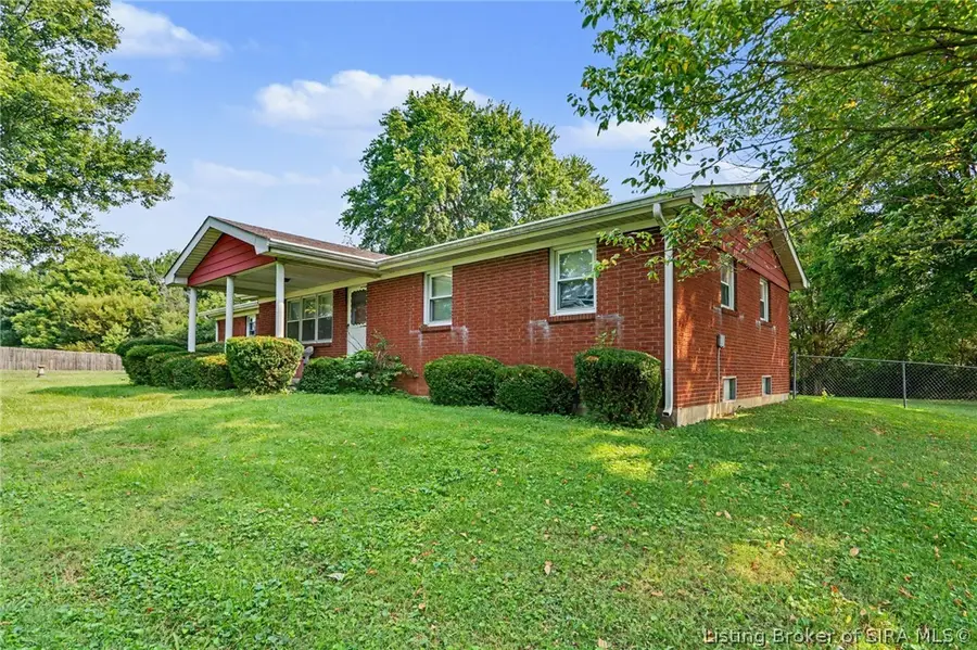 8408 County Line Road, Sellersburg, IN 47172 - #3