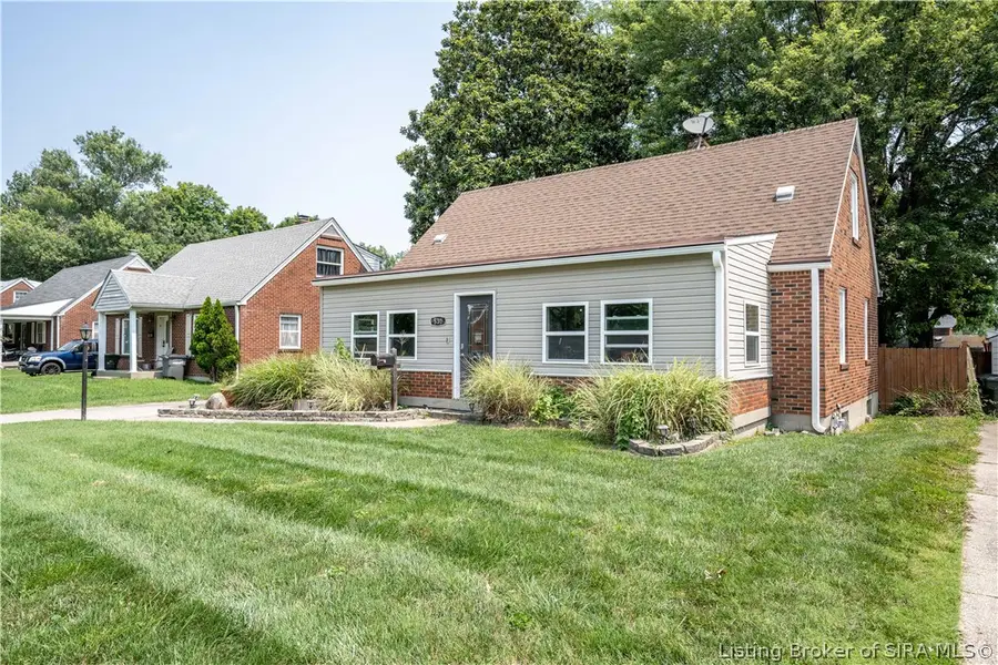 530 Kewanna Drive, Jeffersonville, IN 47130 - #2