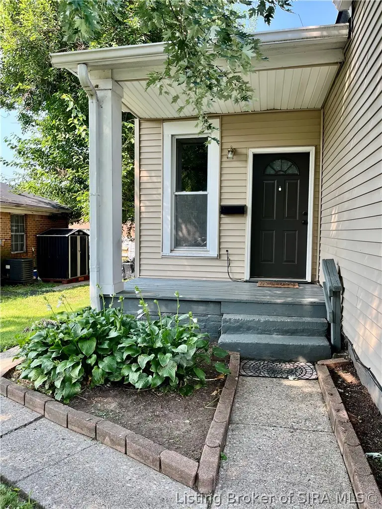 907 Watt Street, Jeffersonville, IN 47130 - #2