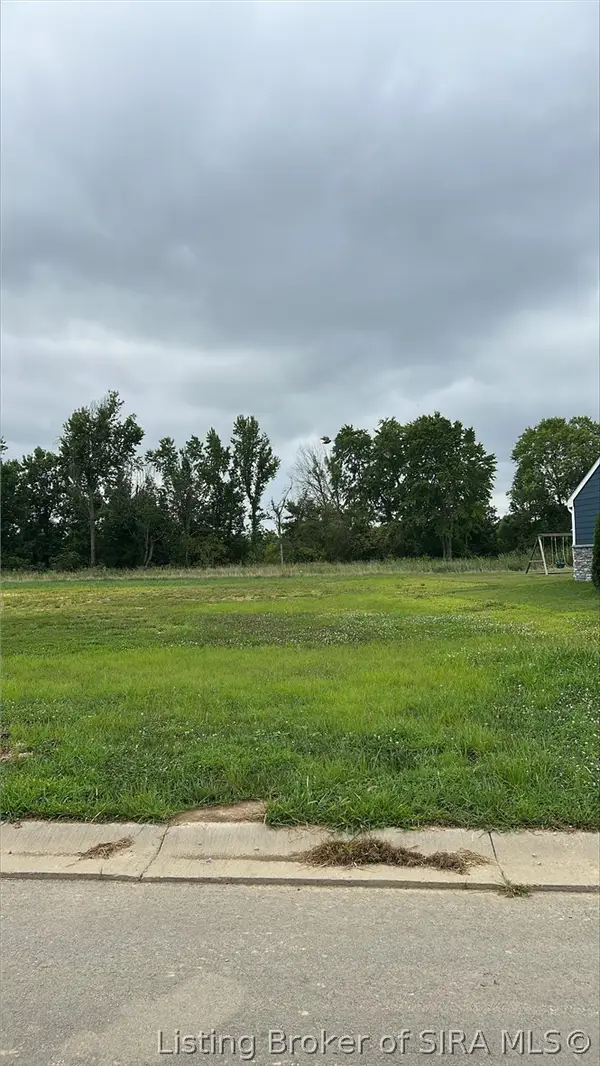 1941 Augusta Parkway, Henryville, IN 47126
