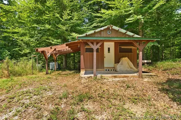 6020 S. Eckart Road, English, IN 47118