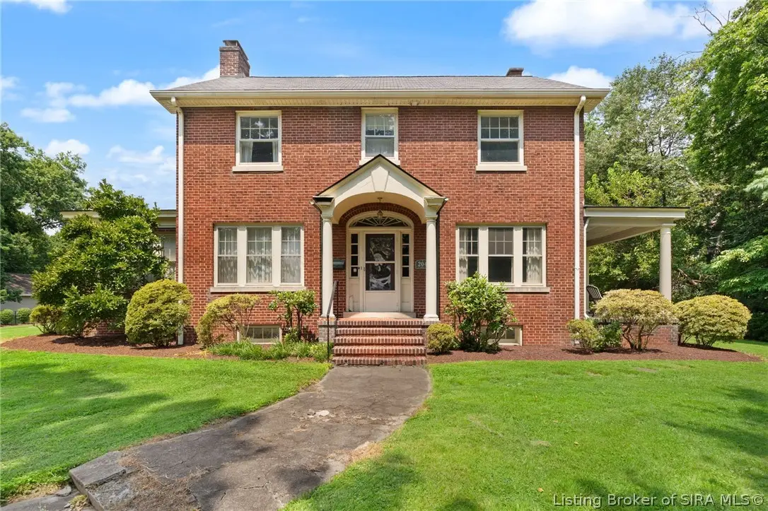 204 E High Street, Jeffersonville, IN 47130 - #1