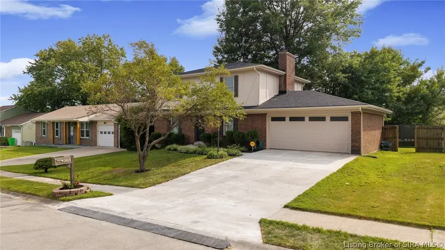 3609 Doe Run Way, New Albany, IN 47150 - #3