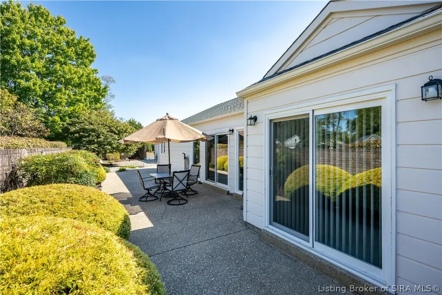 38 Abby Chase, Jeffersonville, IN 47130 - #2