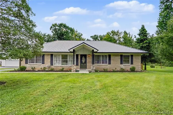 304 E Daisy Lane, New Albany, IN 47150