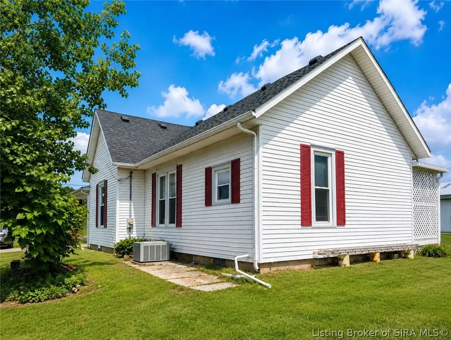 929 S Main Street, Scottsburg, IN 47170 - #2