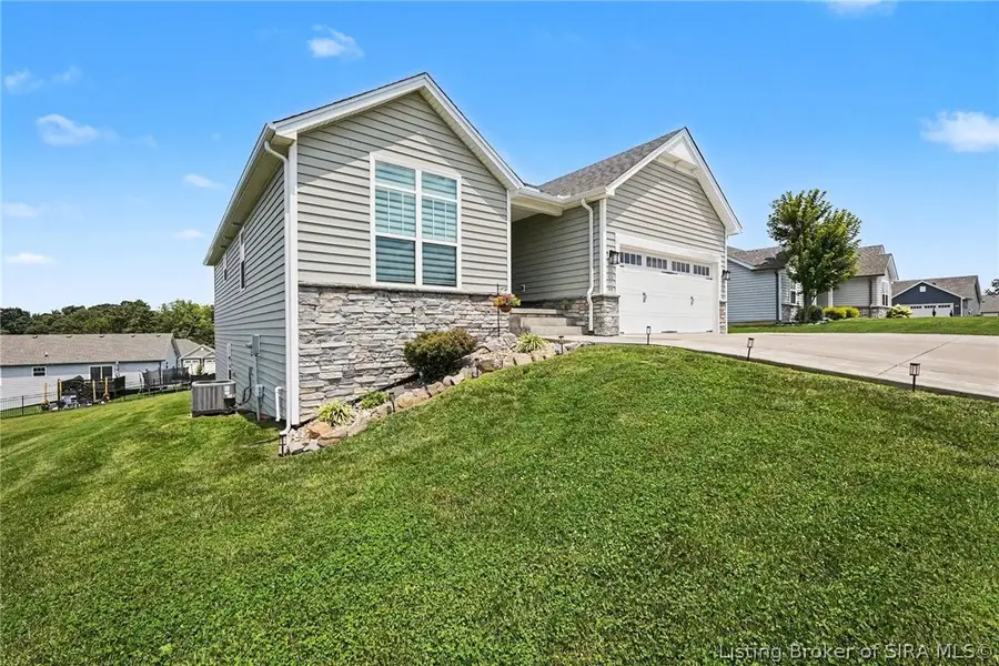 7002 Knob Valley Way, Georgetown, IN 47122 - #2
