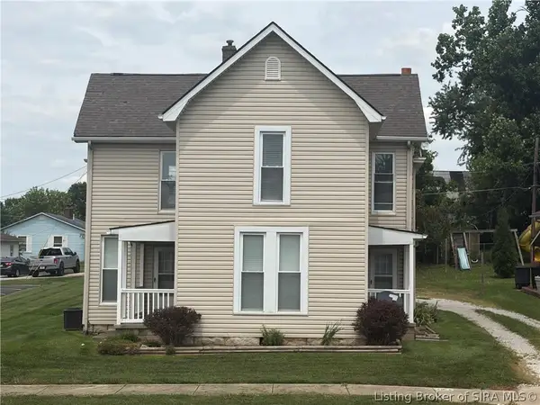 202 E Hackberry Street, Salem, IN 47167