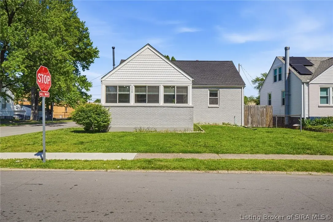 225 W Carter Avenue, Clarksville, IN 47129 - #1