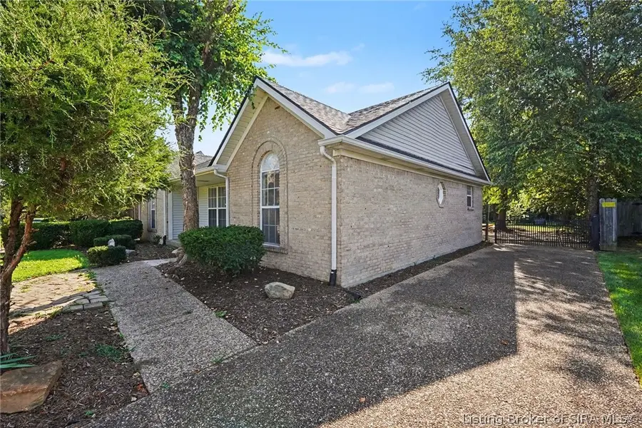 3014 Gardner Boulevard, Jeffersonville, IN 47130 - #3