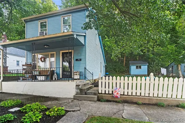 520 East Street, Madison, IN 47250