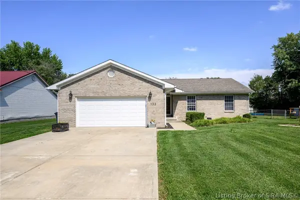 133 N Sharon Drive, Scottsburg, IN 47170