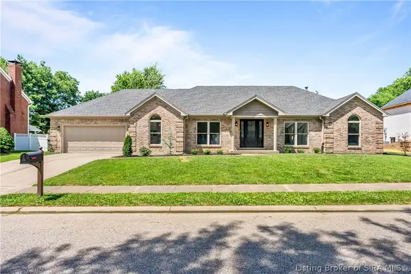 2305 Elk Pointe Boulevard, Jeffersonville, IN 47130