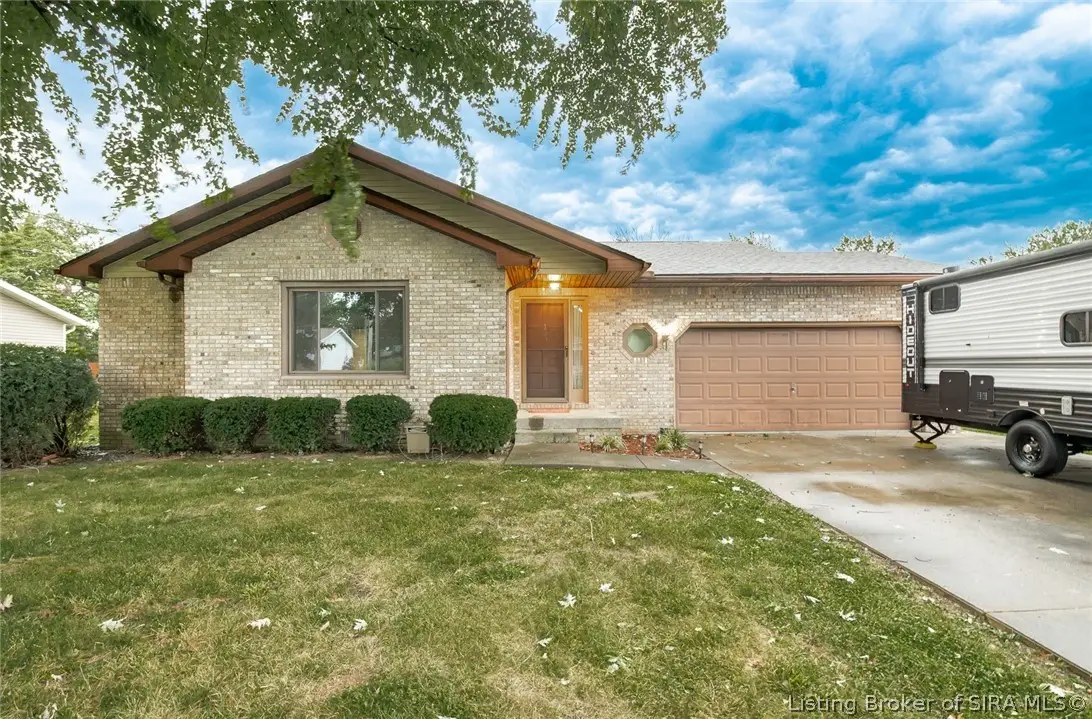 133 N Michael Drive, Scottsburg, IN 47170 - #1