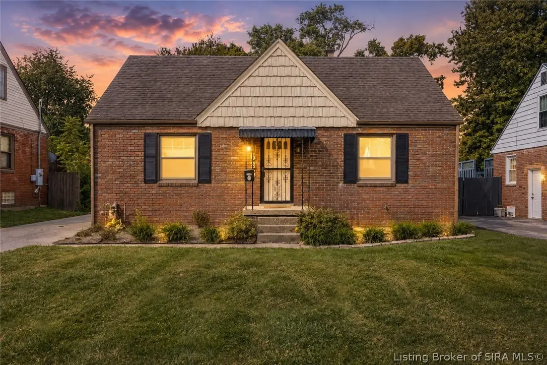 635 N Whitcomb Avenue, Clarksville, IN 47129 - #1