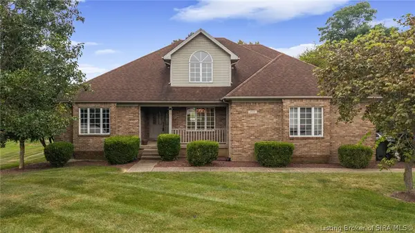 2404 Plum Woods Drive, Sellersburg, IN 47172