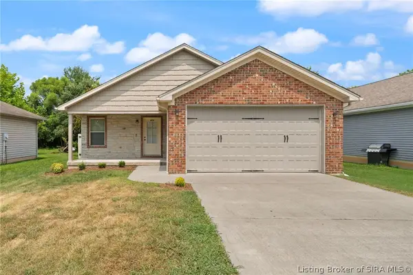 684 Sky Way Drive Nw, Corydon, IN 47112