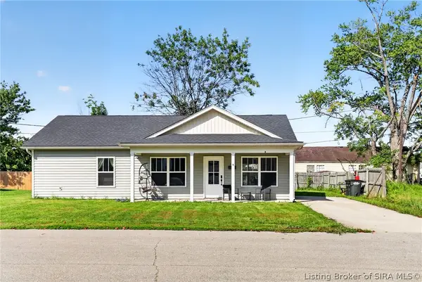 106 Kenwood Avenue, Charlestown, IN 47111