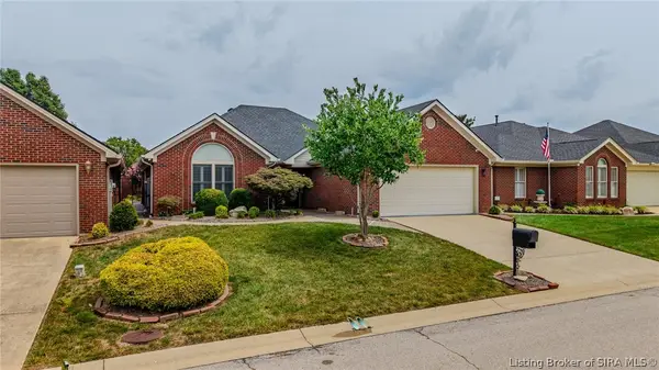3202 Greenleaves Drive, Jeffersonville, IN 47130