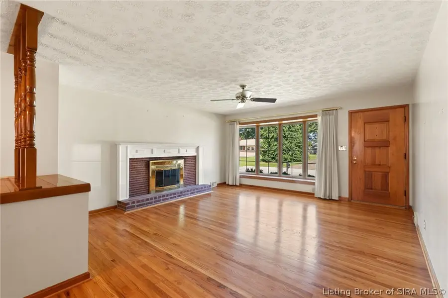 510 Grasmere Drive, Clarksville, IN 47129 - #2